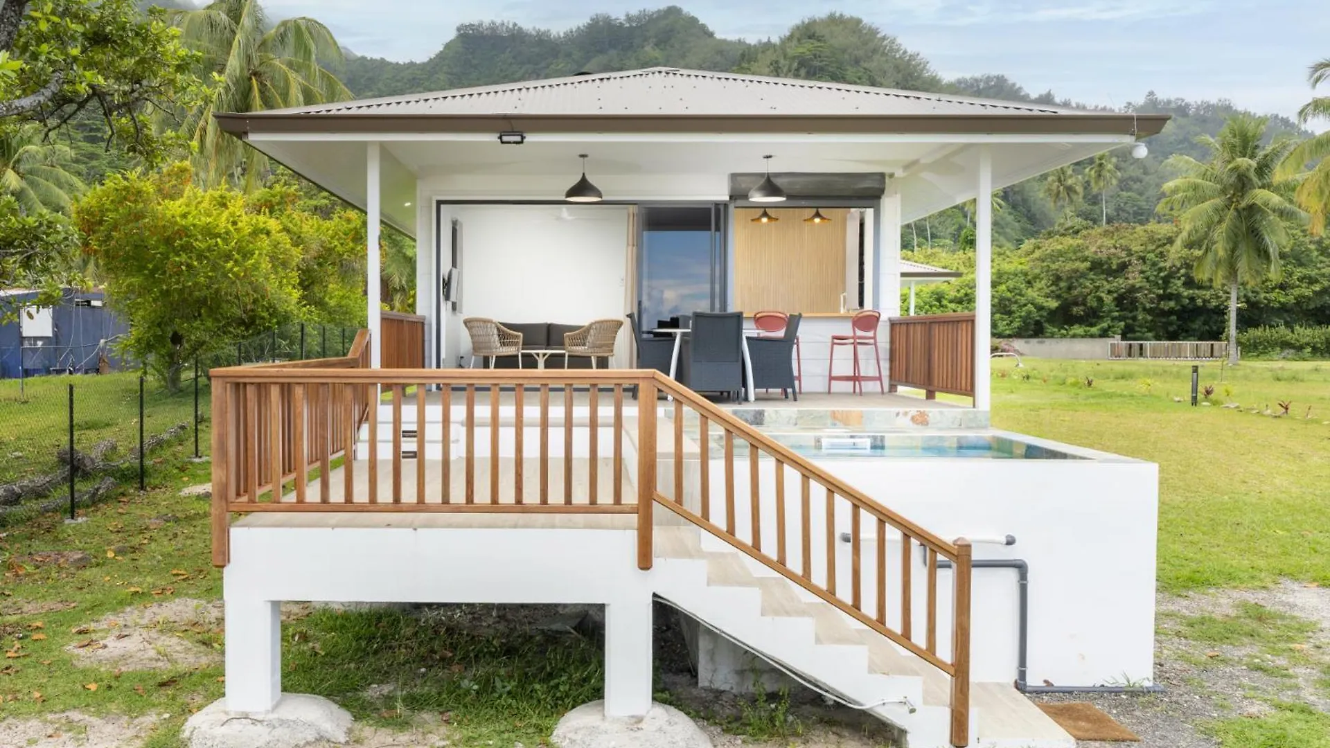 Raina Lodge - Fare Keali'I - Piscine Privee Haapiti 0*,  Fransk Polynesien